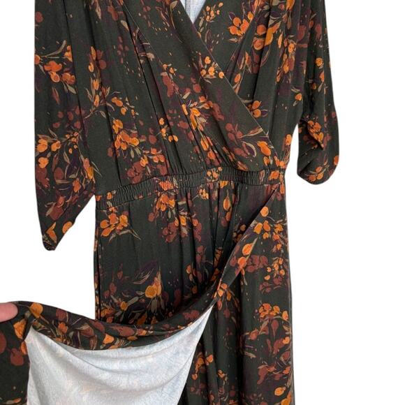 Garnet Hill Tencel Blend Stretchy Floral Surplice Top Wrap Style Dress size M - Picture 11 of 14